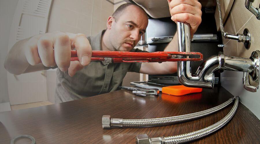 Professional same day plumber in Wakarusa, IN
